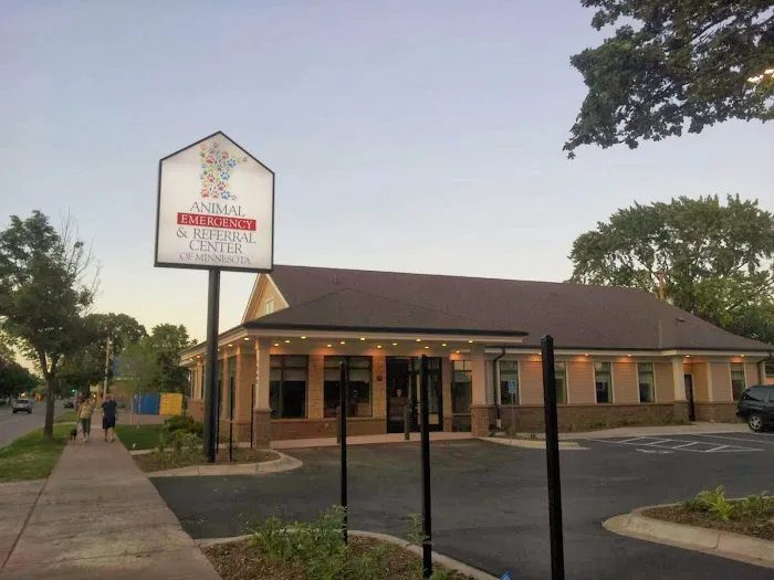 Animal Emergency & Referral Center of Minnesota 12