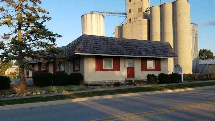 Woodburn Veterinary Clinic 1