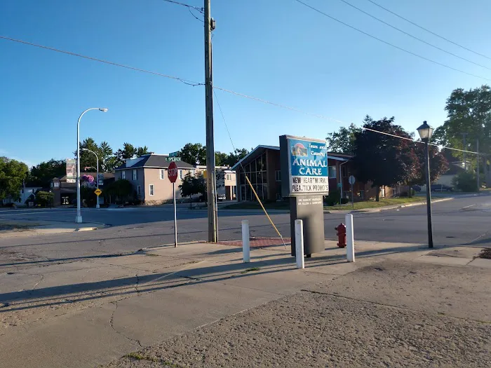A Town & Country Animal Clinic 7