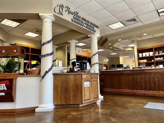 Piper Glen Animal Hospital 3