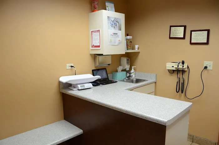 Elkhorn Veterinary Clinic 3
