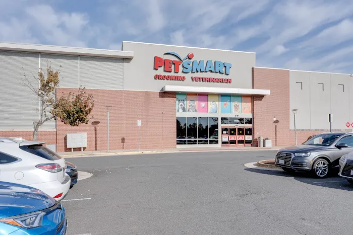 PetSmart Veterinary Services - Bristow (South Manassas) 7