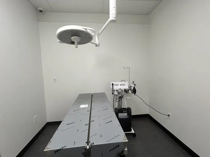 Broadlands Animal Hospital 6