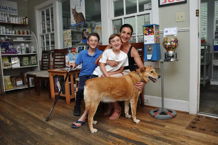 Oak View Animal Hospital 12