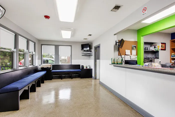 Paris Road Animal Hospital 3