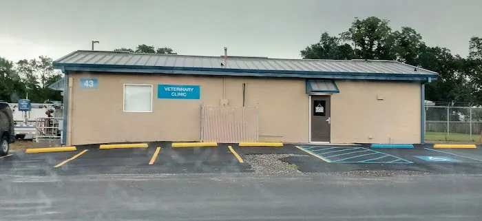 NAS JRB Veterinary Clinic (building 43) 12