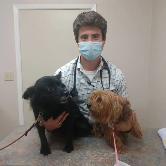 TERRELL HEIGHTS VETERINARY HOSPITAL 9