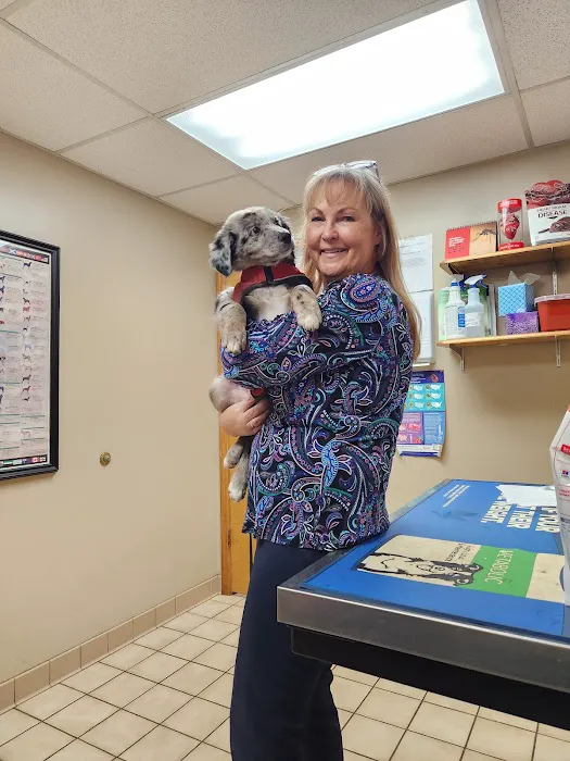 Clanton Animal Hospital LLC 12