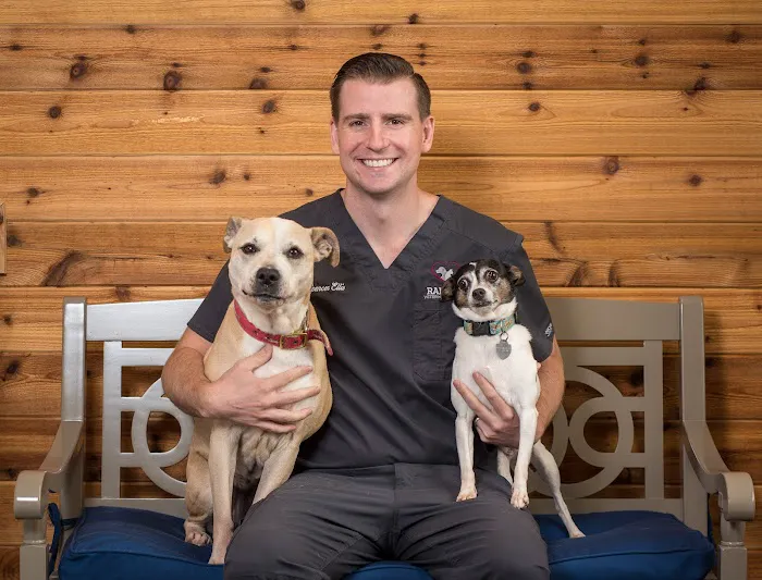 Plaza Animal Hospital 9