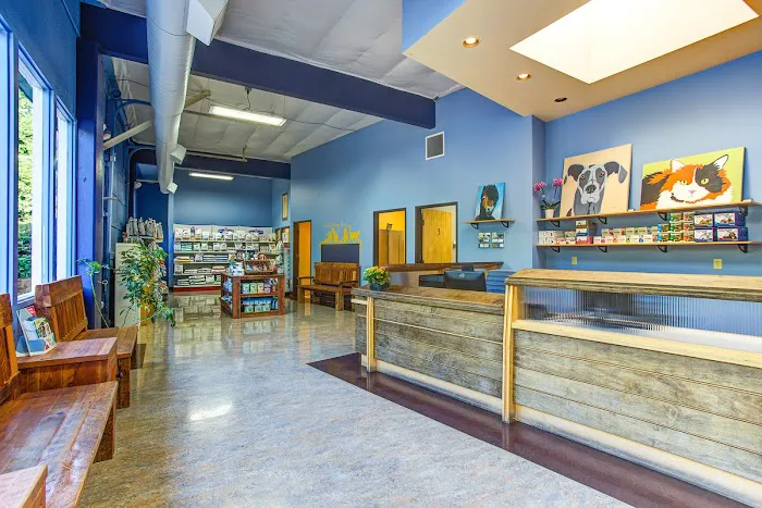 Northwest Neighborhood Veterinary Hospital 7