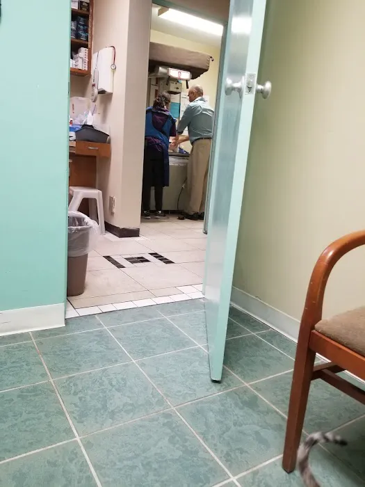 Brookhurst Animal Medical Center 7