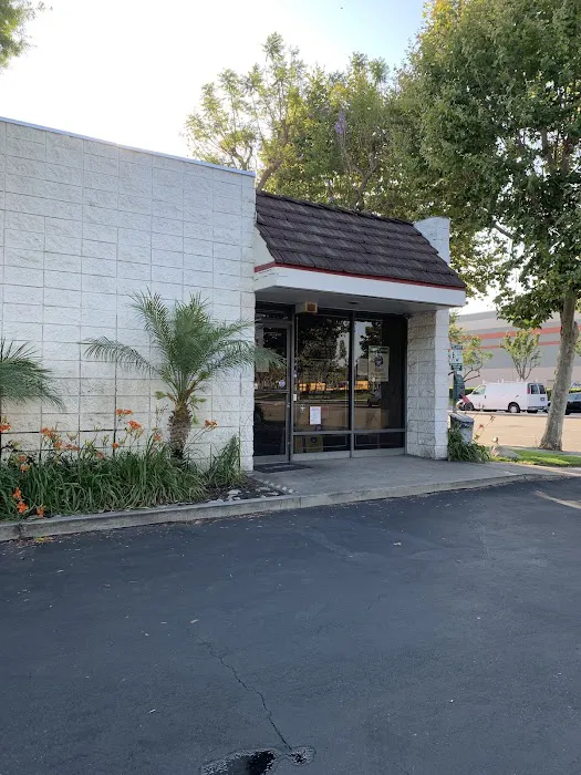 Garden Grove Dog and Cat Hospital 6
