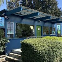 Ballard Animal Hospital ico