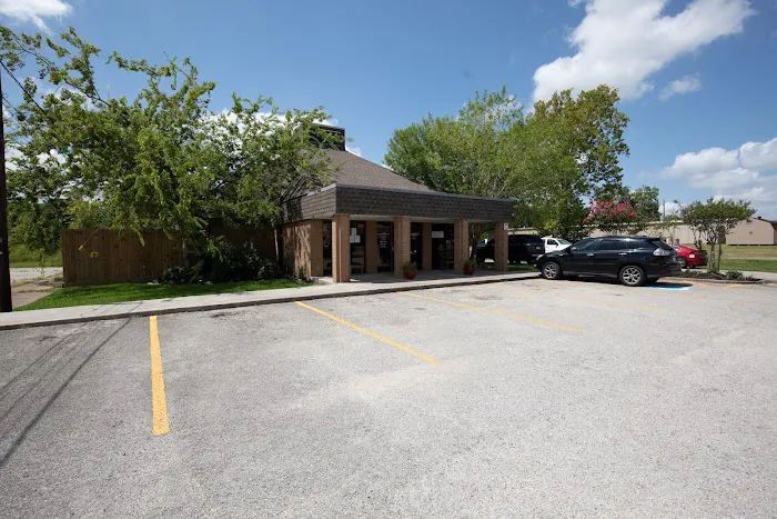Eastex Veterinary Clinic 12