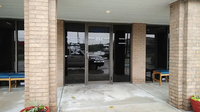 Eastex Veterinary Clinic 12