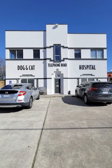 Veterinary Urgent Care 12