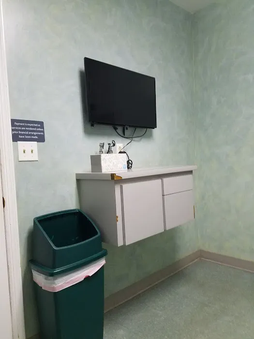 Werner Animal Hospital 10