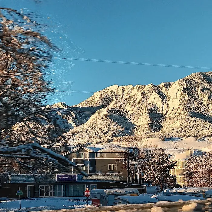 Pet Menders Animal Hospital - Boulder 6