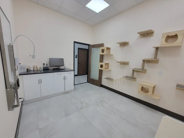 Pinery Veterinary Center 4