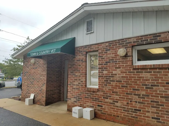 Town & Country Veterinary Services 12