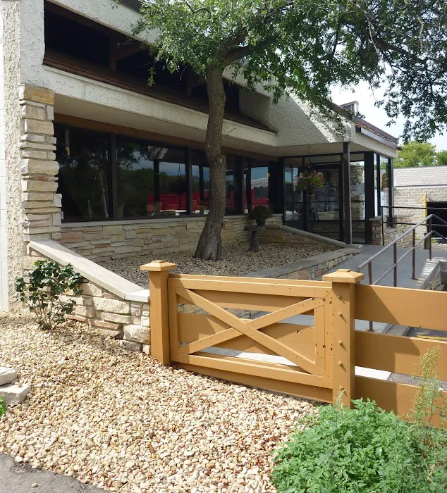 Spring Harbor Animal Hospital 12