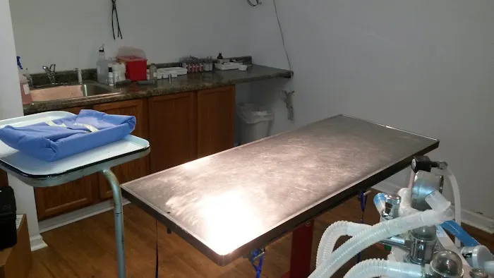 Eel River Veterinary Clinic 12
