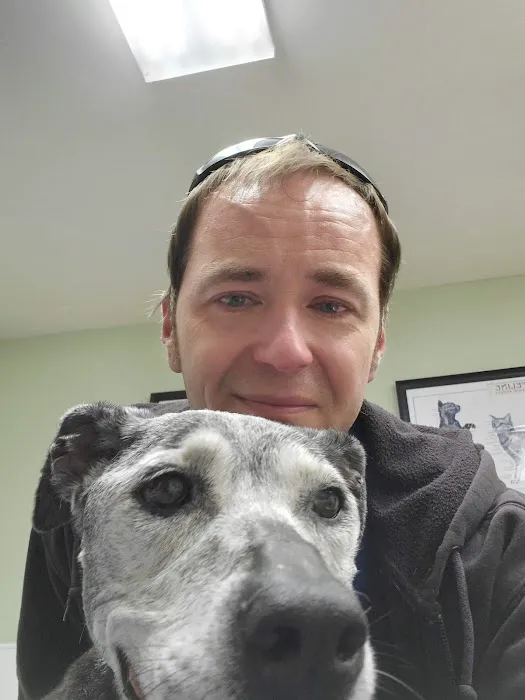 Arnold Animal Hospital 12