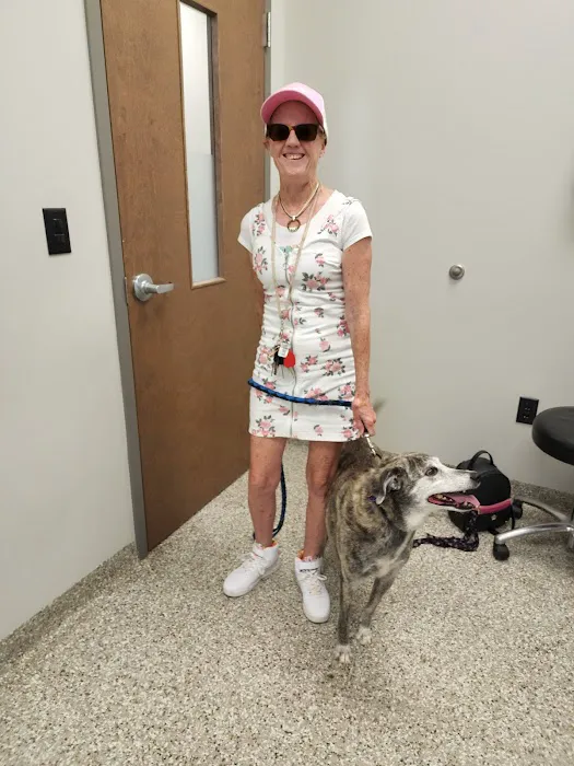 Arnold Animal Hospital 12
