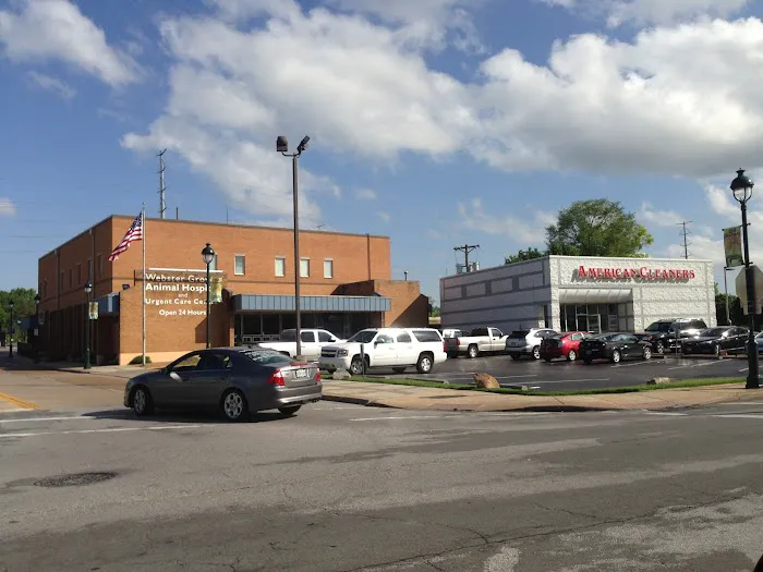 Webster Groves Animal Hospital and Urgent Center 12