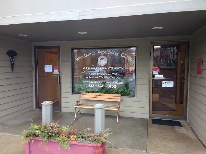 VCA Woodstock Veterinary Clinic 4