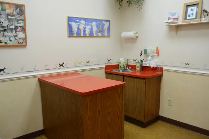 Heritage Animal Clinic SC 12