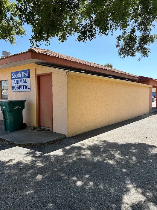 South Trail Animal Hospital 8