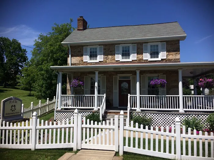 P.A.W. Veterinary Clinic 3