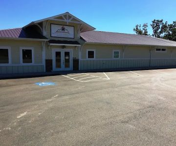 Mountain Emergency Animal Center