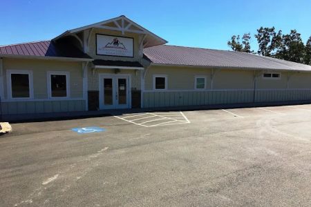 Mountain Emergency Animal Center