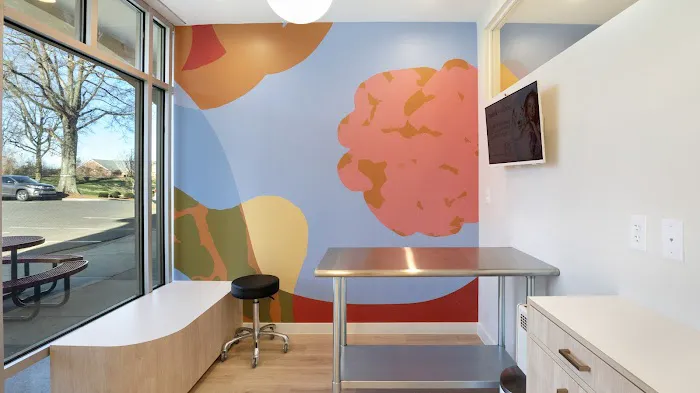Petfolk Veterinary & Urgent Care - Concord 7