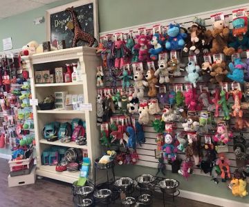 Well Bred - The Healthy Pet Market Place
