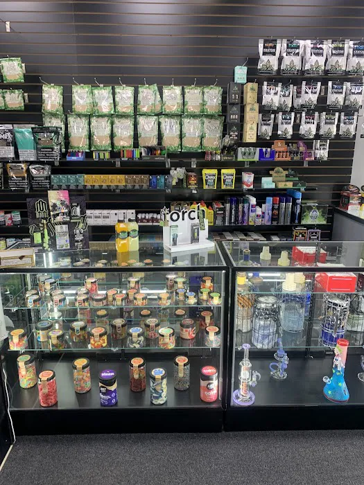 Mohegan smokeshop cigar & vape 4