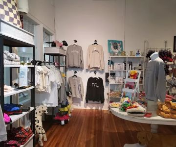 Bella & Lindy Pet Boutique