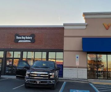 Three Dog Bakery - Mechanicsburg