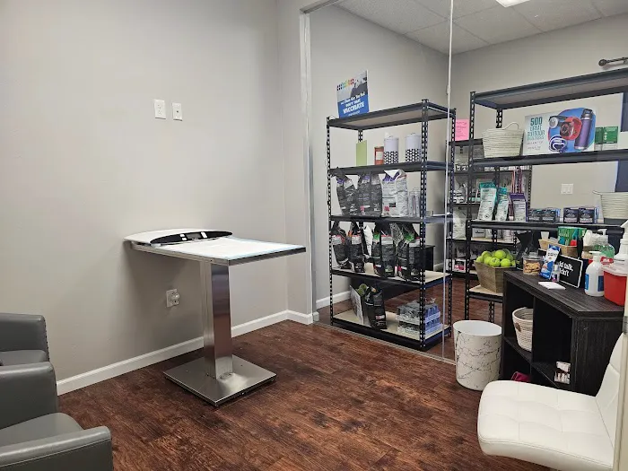 Amazing Pet Wellness Center 3