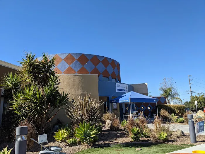 VCA Acacia Animal Hospital and Pet Resort 2