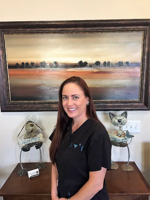 Pinehills Veterinary Hospital 7