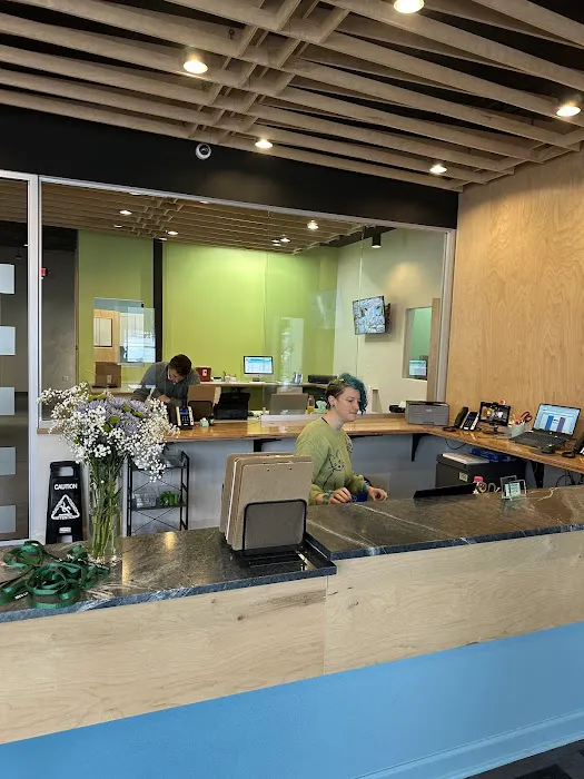 Shelter Bay Animal Hospital 9