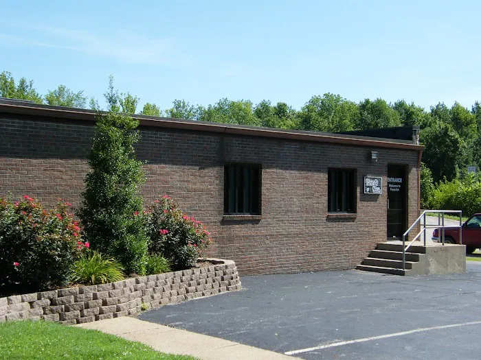 West Side Pet Hospital & Paw's Inn 7