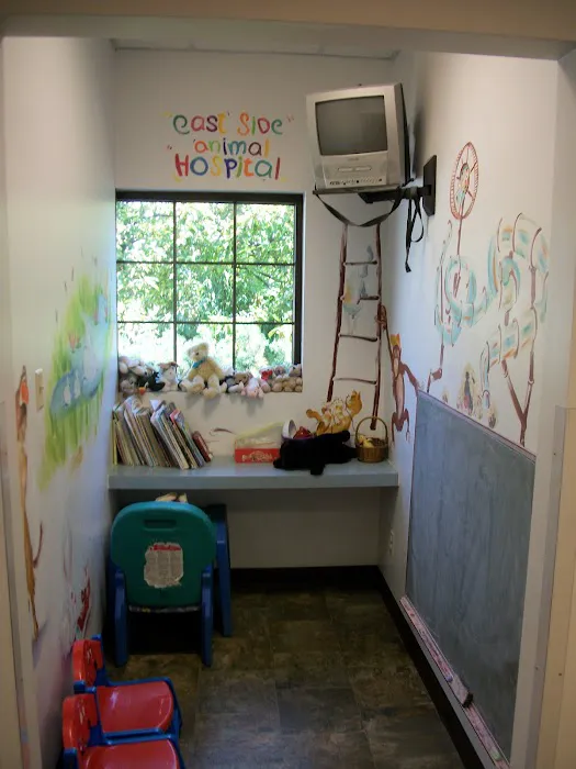East Side Animal Hospital, A Thrive Pet Healthcare Partner 10