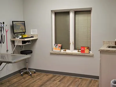 Warrick Veterinary Clinic Preventative Care Center 4