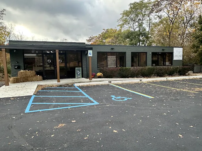 Lifeline Veterinary Urgent Care 10