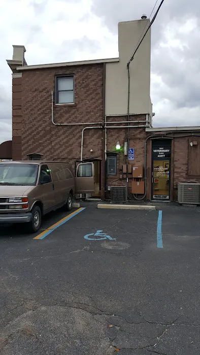Novi Veterinary Clinic 6