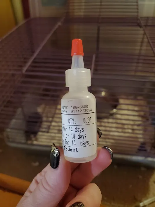 Lyon Veterinary Clinic 8